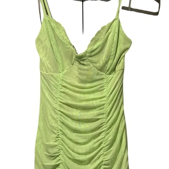 BEBE RUCHED LACE AND MESH DRESS - Picture 4 of 5